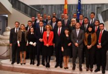 Собранието на Северна Македонија ја избра преодната Влада што ќе ја предводи Оливер Спасовски
