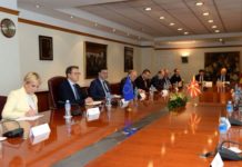 ЕУ амбасадорите на средба со Спасовски; Бараат политички дијалог, реформи и исполнување на Преспанскиот договор