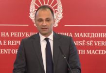 Граѓанин до Филипче: Убрзајте ја ветената постапка за решавање на статусот на сите 1.500 здравствени лица со договор на дело
