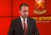 Граѓанин до Јанушев: Ајде изгласајте го законот за ЈО и најдете си адвокати