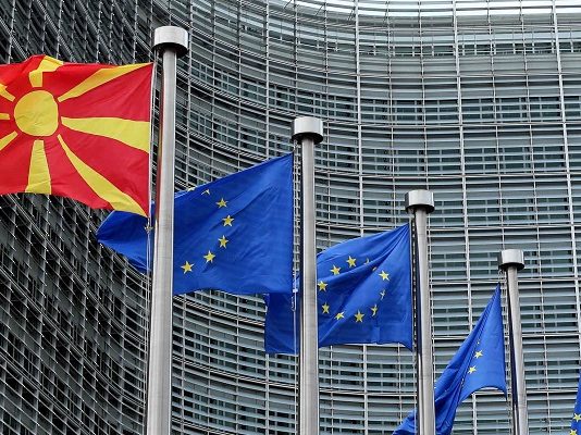 ЕУ денеска нема да донесе одлука за преговарачката рамка со С. Македонија