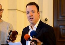 Александар Николоски е кум на Кире Тодоровски кој е во директен линк со Грујо