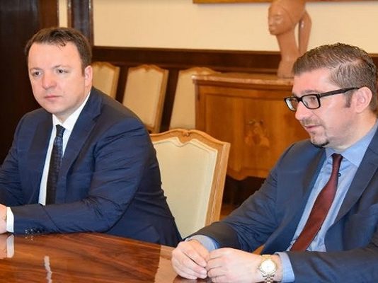 Се познава кој е за граѓаните, а кој е обично профитерско, злосторничко и антидржавно друштво или во превод ДПМНЕ