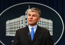 На денешен ден во 2003 година во Белград беше убиен Зоран Ѓинѓиќ, премиер на Србија