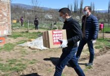 Николовски достави хуманитарни пакети до Кризниот штаб во Ранковце за домаќинства на кои им се најпотребни