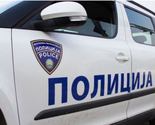Две лица демолирале и запалиле казино во Тетово