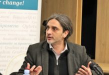 „Што барате вие тука, господине Мицкоски“?