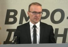 Милошоски со лажен патриотизам во играта на Каракачанов