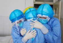 Има едни херои – Во маска и мантил со долги ракави, на 40+, ја менаџираат реката граѓани во пунктовите