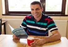 Додека другите се радуваат на коли, фирми …Љупчо се радува на секој човек на кој му направил некаква добрина