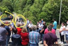 (ФОТО) Јоци: Наќе Чулев на ,,средби со граѓани” оди со неколку службени возила?!