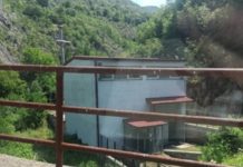 Реакција на жители на Пробиштип: “‘Ќе ни одговори ли денес Јанушев кој е сопственикот на мала хидроцентрала на Ештеречка река и зошто на регионот не му обезбедија чиста вода за пиење?!”