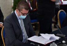 Ќе поднесе ли оставка Христијан Мицкоски од лидерското место на ВМРО ДПМНЕ ако не успее да формира Влада?