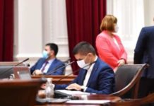 Николовски: Владата предложи намалување на максималната судска такса за физички лица, работиме во интерес на граѓаните