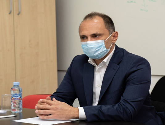 Филипче: На отворено маската штити од трансмисија на вирусот, кога се спортува маска не треба да се носи