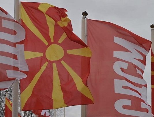Повисоките пензии и плати и капитални проекти – СДСМ за Буџетот за 2024