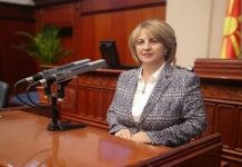 Лазаревска: Колку лаптопи ќе се купеа со 60. 000 000 евра од проектот “компјутер за секое дете” кои завршија во подрумите на училиштата?