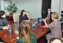 Шахпаска на средба со директорката на Фондот за ПИОМ: Стабилен пензиски систем е приоритет за Владата