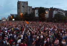 Навреда е да се споредуваат граѓанските протести на ШаренаРеволуција и „ОВАА“!