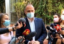 Филипче: Ќе се работи на протокол за новата учебна година и ќе се проценува дали да се вакцинираат и деца