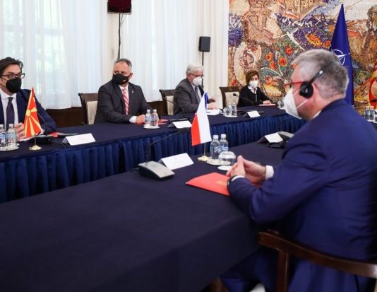 Пендаровски оствари средба со чешкиот министер за одбрана, Метнар