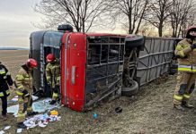 Во Полска се преврте автобус полн со бегалци од Украина