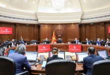 Влада: Од денес стартува исплатата на минималната плата од 18.000 денари