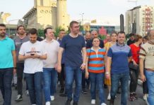 Јаневиќ: Лесно е да собереш незадоволни; националисти…па и по некој фашиста