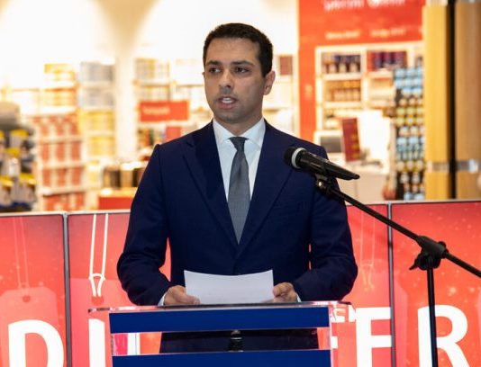 Бочварски: Го подигнуваме нивото на понуди и услуги за патниците на Меѓународниот аеродром Скопје