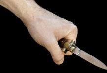 Насилство во гостиварско: Син го избодел сопствениот татко по семејна расправија