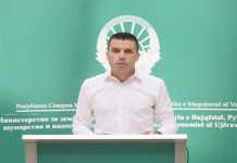 Николовски со реакција: Трипуновски прави театар – Мојот министерски мандат е познат како еден од најтранспарентните