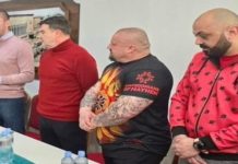 Стварно мислите дека ликовиве до Мицко се залагаат за Европа?
