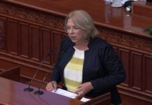 Имињата за предлози во Владата ви се „добредојде Груевски“, рече Николовска од СДСМ во Собранието