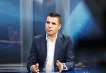 Николовски за 100 дена Влада: Субвенциите не се исплаќаат, нема гарантирани откупни цени, а министерството има нула денари долгови