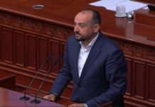 Битиќи: Се извинувам што ја вознемирувам министерката додека е на патување, денес избега, но ја очекувам во четврток