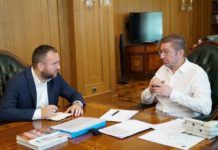 Закани кон градоначалничка на главен град во земја-членка на НАТО, а полицијата и обвинителството мува не ги лази!?
