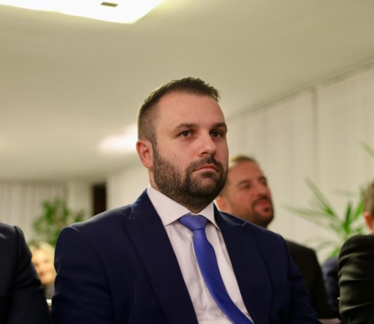 Дурмиши: Студентите и пензионерите ќе можат легално да работат без да ги изгубат правата