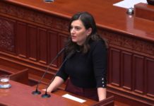 Зајкова: Доста со „шурење” на граѓаните – во државава мора да има социјална одговорност