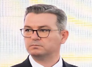 ЗАМИНУВА МИНИСТЕРОТ КОЈ ГИ ОСТАВИ ЗЕМЈОДЕЛЦИТЕ СО НЕИСПЛАТЕНИ СУБВЕНЦИИ Ветуваше брда и долини а остави хаос во земјоделството