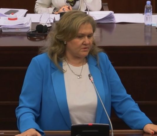Петровска: ВМРО-ДПМНЕ гласаше против повисоки плати за Армијата и пожарникарите